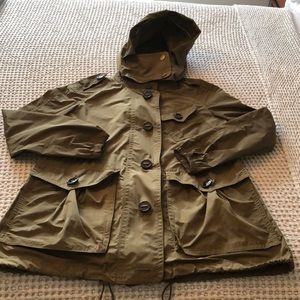 Burberry olive trench Sz 6